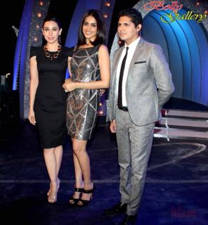 Genelia Deshmukh feet photo thumbnail