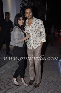 Genelia Deshmukh feet photo thumbnail