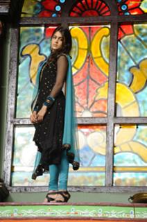 Genelia Deshmukh feet photo thumbnail