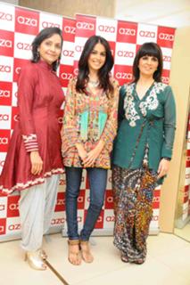 Genelia Deshmukh feet photo thumbnail