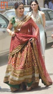 Genelia Deshmukh feet photo thumbnail