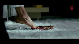 Genelia Deshmukh feet photo thumbnail