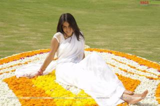 Genelia Deshmukh feet photo thumbnail