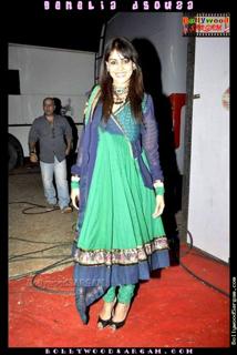 Genelia Deshmukh feet photo thumbnail
