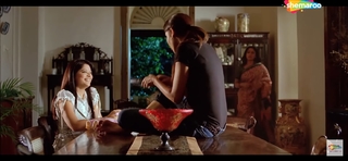 Genelia Deshmukh feet photo thumbnail