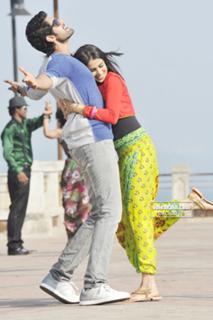 Genelia Deshmukh feet photo thumbnail