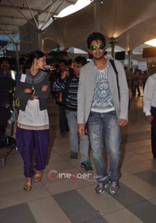 Genelia Deshmukh feet photo thumbnail