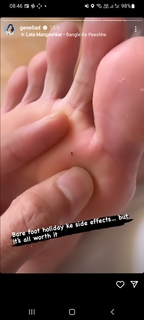 Genelia Deshmukh feet photo thumbnail