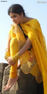 Genelia Deshmukh feet photo thumbnail