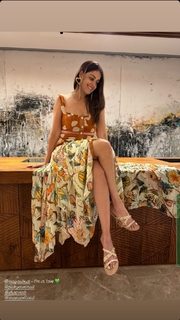 Genelia Deshmukh feet photo thumbnail