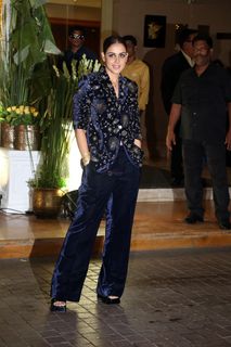 Genelia Deshmukh feet photo thumbnail