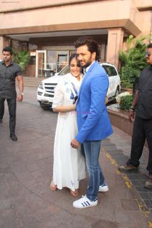 Genelia Deshmukh feet photo thumbnail