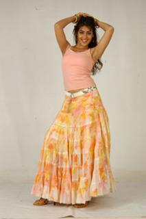 Genelia Deshmukh feet photo thumbnail