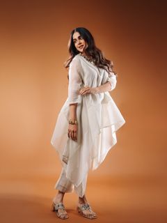 Genelia Deshmukh feet photo 17