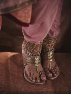 Genelia Deshmukh feet photo 1