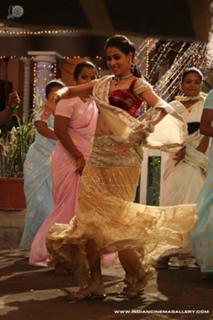 Genelia Deshmukh feet photo thumbnail