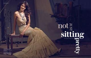 Genelia Deshmukh feet photo thumbnail