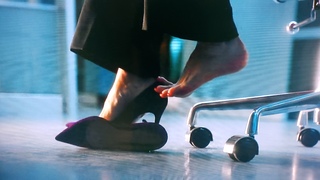 Geneva Carr feet photo 1
