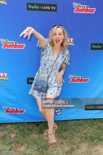 Geneva Carr feet photo 1