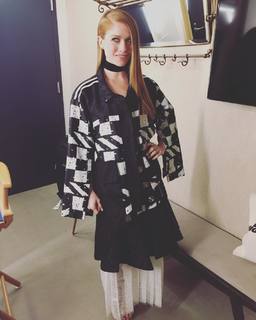 Genevieve Angelson feet photo 20
