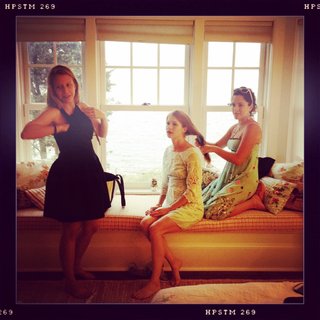 Genevieve Angelson feet photo 12