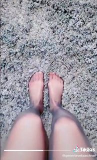Genevieve Buechner feet photo 8
