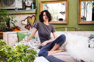 Genevieve Buechner feet photo 1
