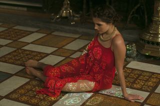 Genevieve Gaunt feet photo 17