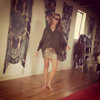 Genevieve Gorder feet photo thumbnail