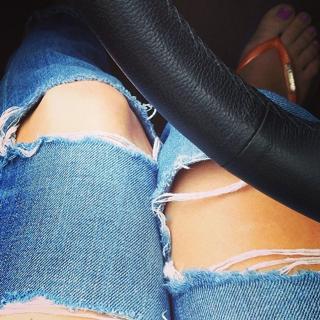 Genevieve Gorder feet photo thumbnail