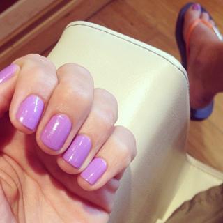 Genevieve Gorder feet photo thumbnail