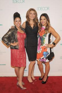 Genevieve Gorder feet photo thumbnail