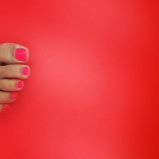 Genevieve Gorder feet photo thumbnail