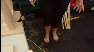 Genevieve Gorder feet photo thumbnail