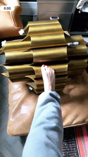 Genevieve Gorder feet photo thumbnail