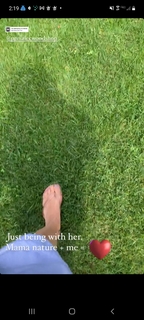 Genevieve Gorder feet photo thumbnail