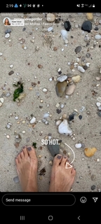 Genevieve Gorder feet photo thumbnail