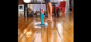 Genevieve Gorder feet photo thumbnail