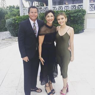 Genevieve Hannelius feet photo thumbnail