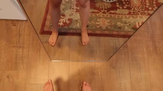 Genevieve Hannelius feet photo thumbnail