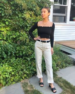 Genevieve Hannelius feet photo thumbnail