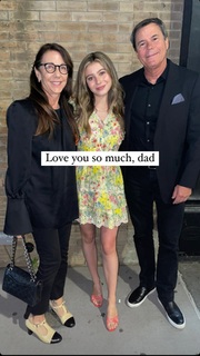 Genevieve Hannelius feet photo thumbnail
