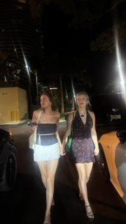 Genevieve Hannelius feet photo thumbnail