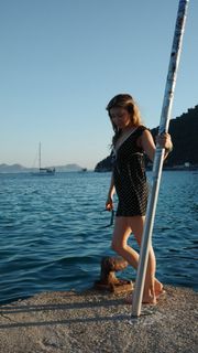 Genevieve Hannelius feet photo thumbnail