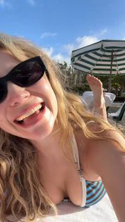 Genevieve Hannelius feet photo 7