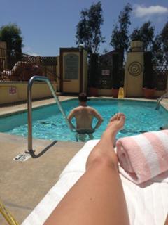 Genevieve Morton feet photo thumbnail