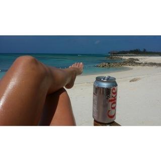 Genevieve Morton feet photo thumbnail