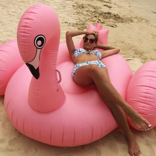 Genevieve Morton feet photo thumbnail