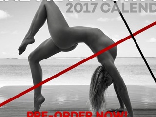 Genevieve Morton feet photo thumbnail