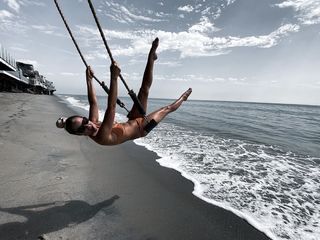 Genevieve Morton feet photo thumbnail